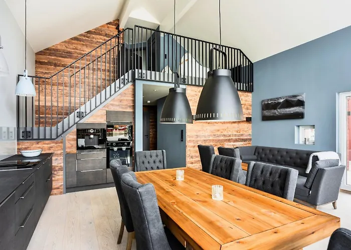 Mountain Panorama Ballstad