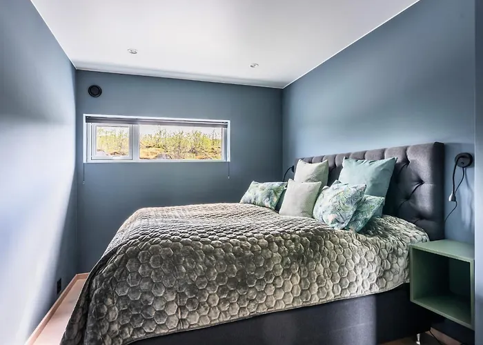 Mountain Panorama Ballstad